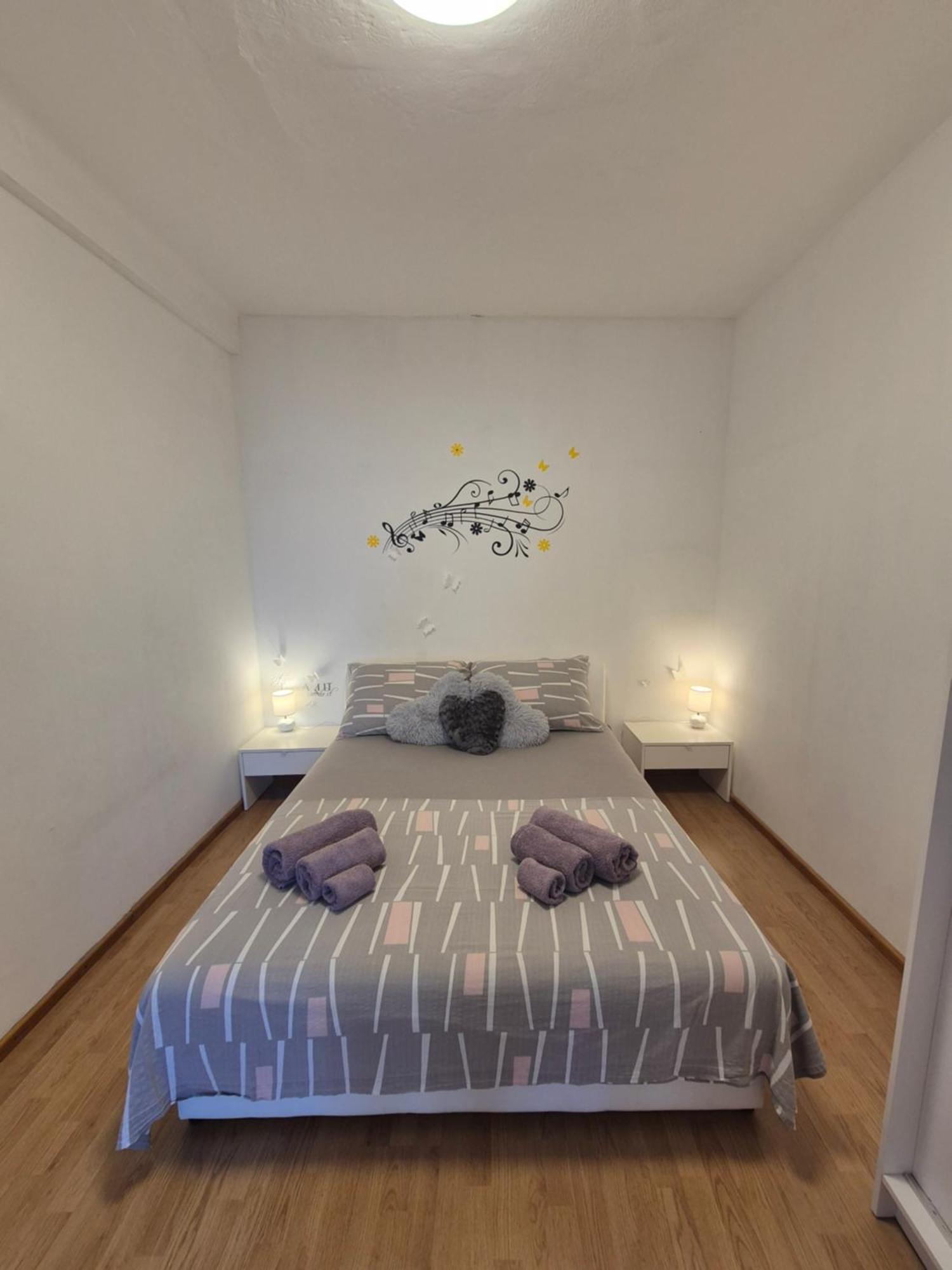 Apartment Karla Komiža Buitenkant foto